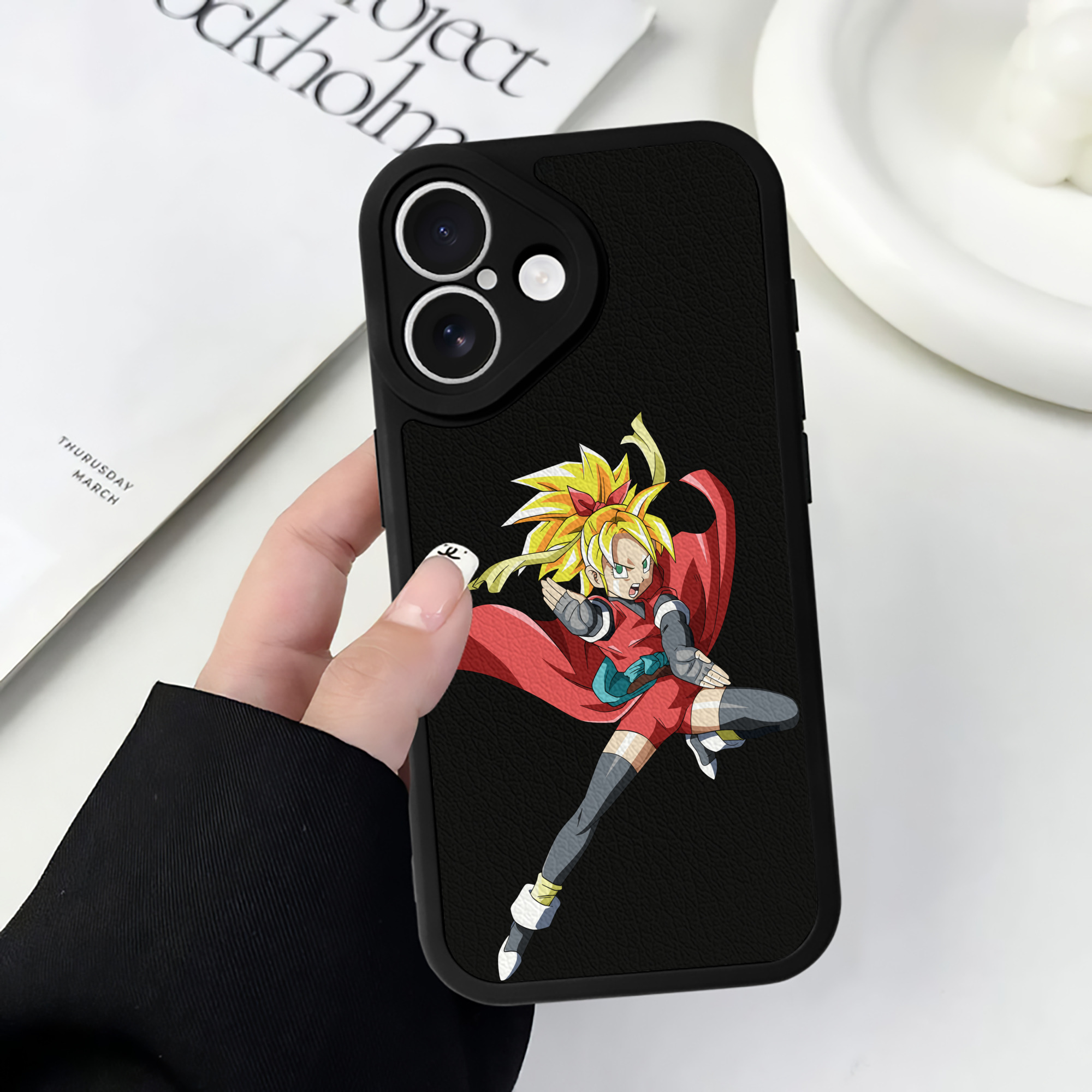 （画像用） ドラゴンボール カリフラ DRAGON BALL Caulifla 【iPhone 16シリーズ対応】シリコンスマホケース（レザー調） 材質：シリコン